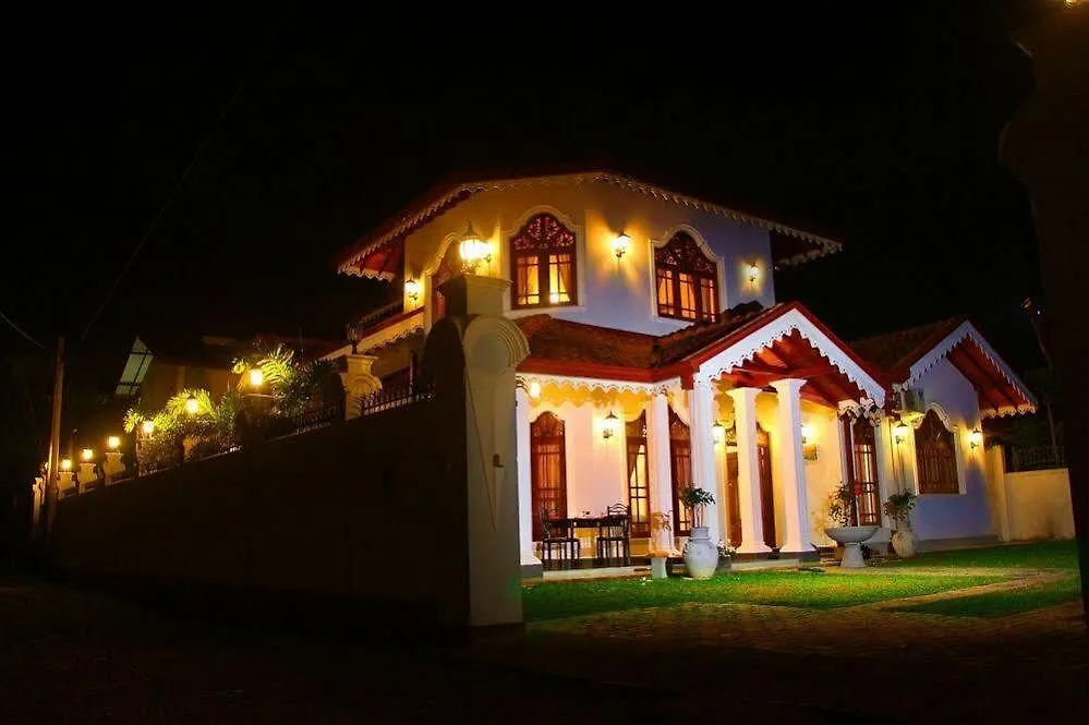 Lovely Villa Negombo 3*, Ettukala